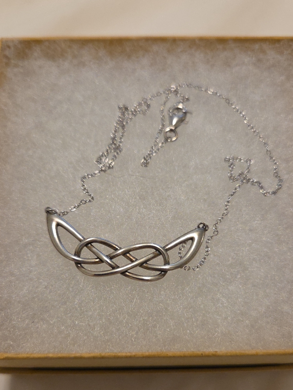 Celtic Knot Pendant Necklace in Silver 17"